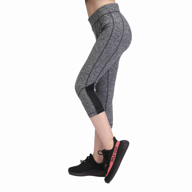 Leggings Capri da donna con pannello in rete color pesca più morbidi da yoga con tassello inguinale